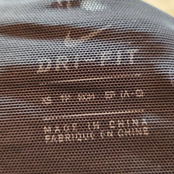 Nike Women's Alpha Dri-FIT Sports Bra - Picture 8 of 9